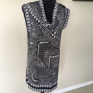 2 for $30 Mix|Match | BCBGMaxAzria Shift Dress SzS